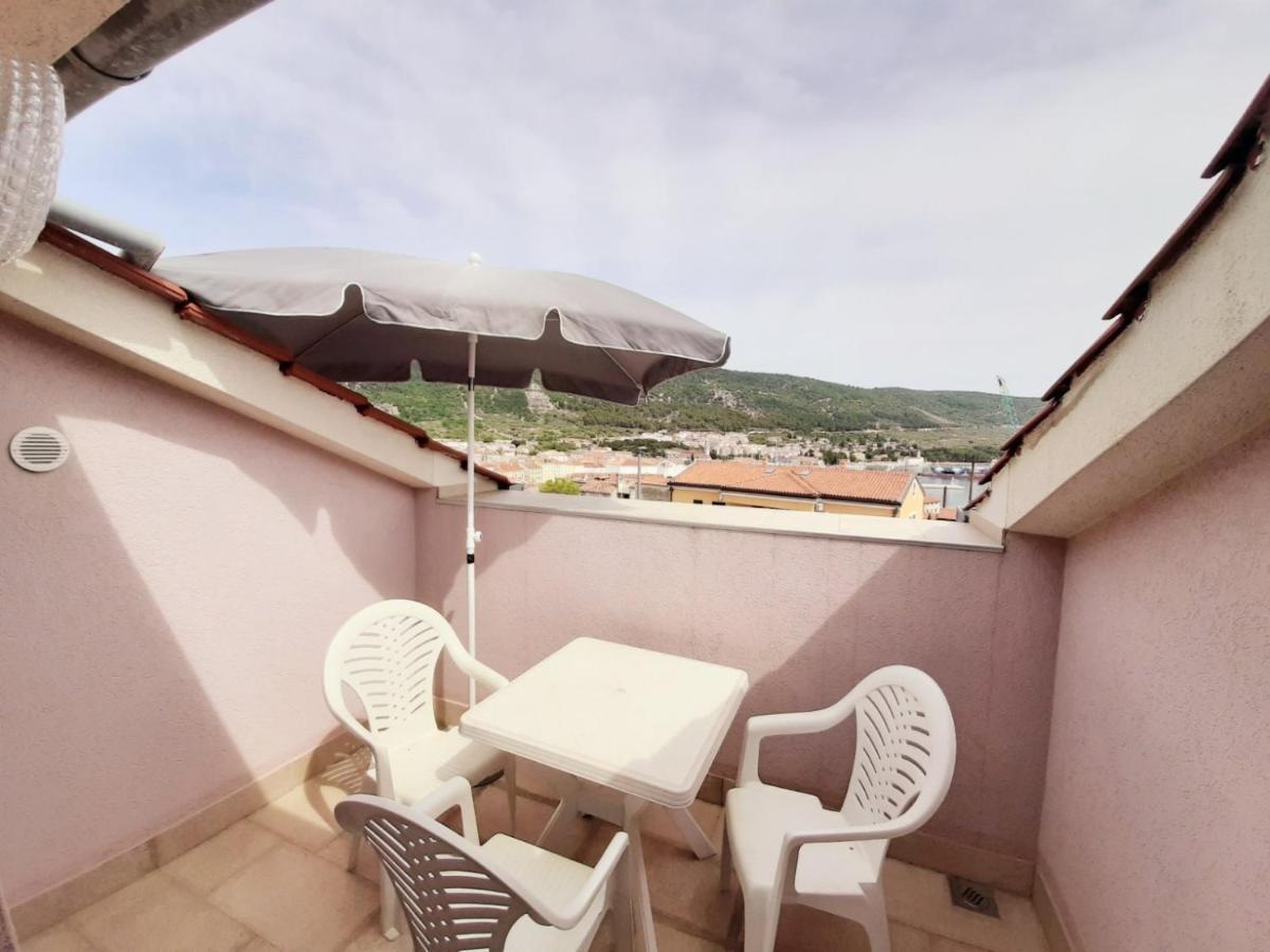 Apartments Izabela Muzic-Fornaric ツレス エクステリア 写真